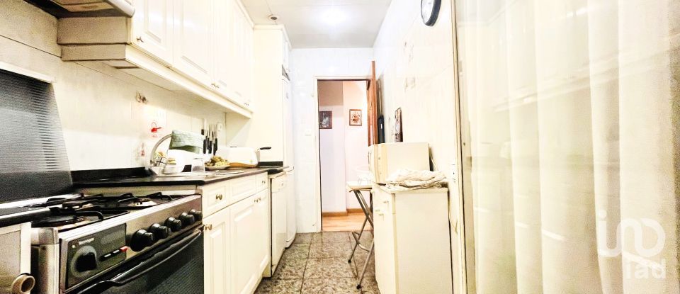 Pis 4 habitacions de 86 m² a Barcelona (08002)