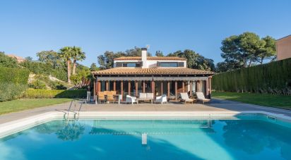 House 6 bedrooms of 557 m² in Sant Vicenç de Montalt (08394)