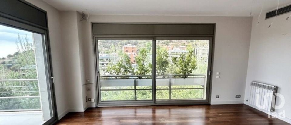 Pis 3 habitacions de 123 m² a Barcelona (08035)