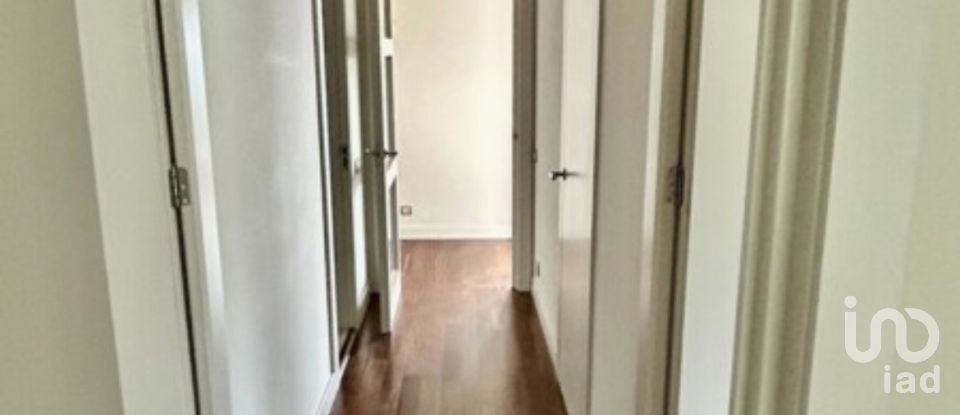 Pis 3 habitacions de 123 m² a Barcelona (08035)