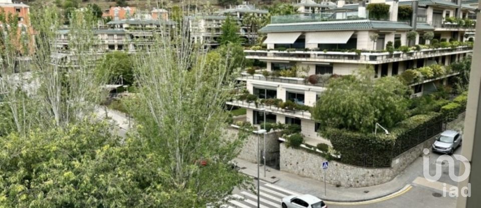 Pis 3 habitacions de 123 m² a Barcelona (08035)