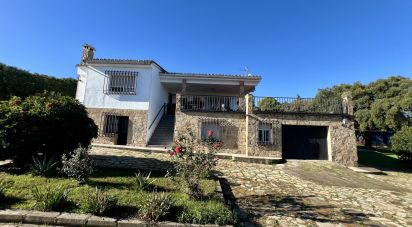 Xalet 4 habitacions de 230 m² a Sierra de Fuentes (10181)