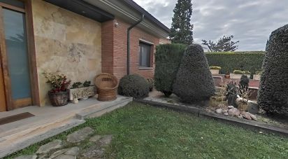 Châlet 5 chambres de 375 m² à Alpicat (25110)