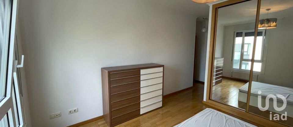 Pis 2 habitacions de 75 m² a Gijón (33209)