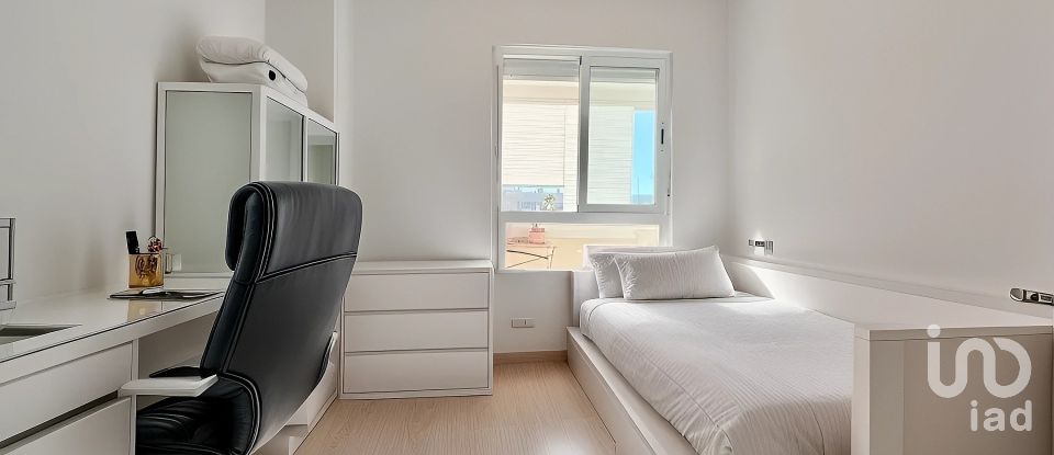 Pis 3 habitacions de 131 m² a Torremolinos (29620)