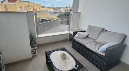 Appartement 2 chambres de 66 m² à Nucleo Orihuela-Costa (03189)