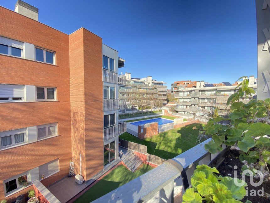 Pis 3 habitacions de 82 m² a Sant Cugat del Vallès (08195)