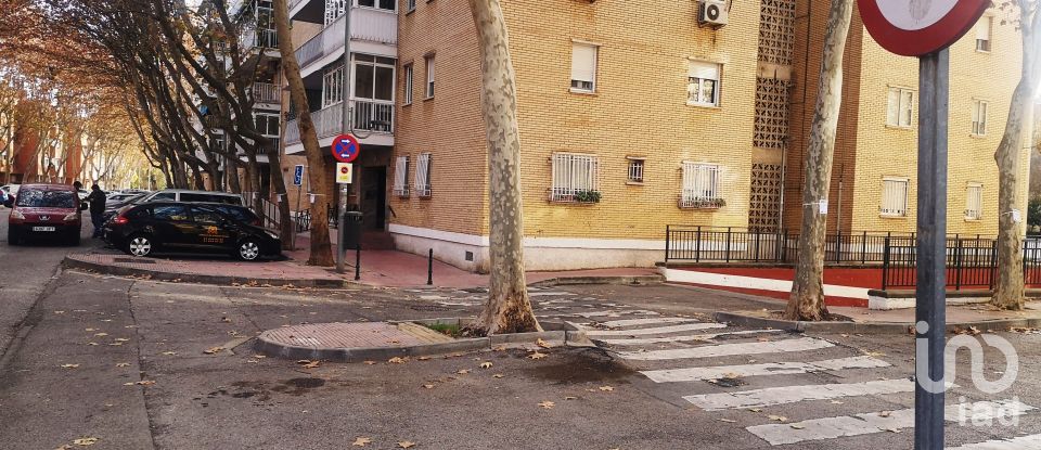 Pàrquing / garatge / box  de 17 m² a Alcalá de Henares (28804)