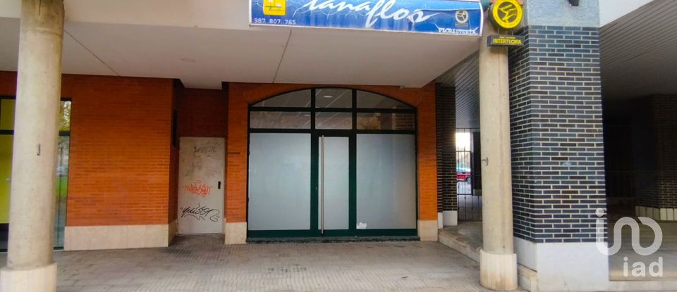 Tienda / local comercial de 147 m² en León (24008)