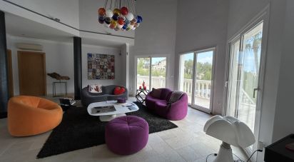 House 4 bedrooms of 326 m² in Dénia (03700)