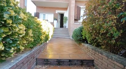House 5 bedrooms of 330 m² in Llinars del Vallès (08450)