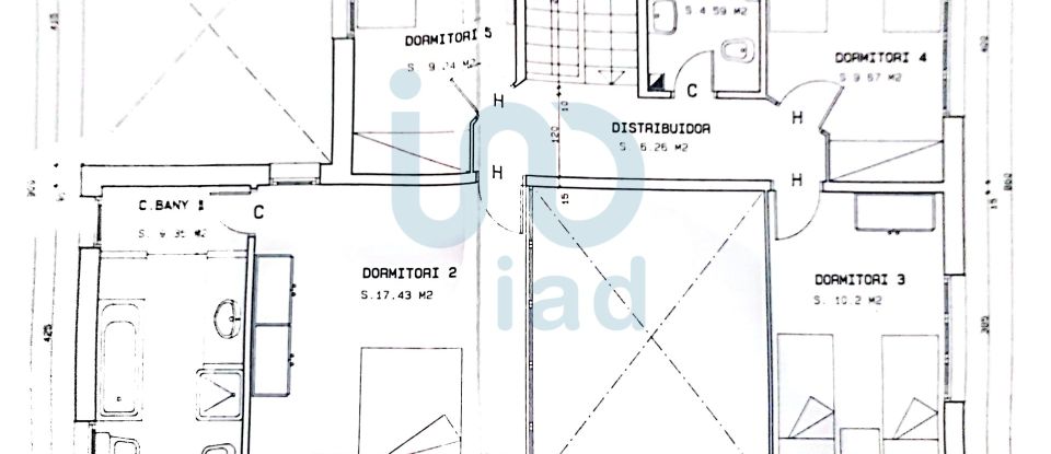 House 5 bedrooms of 330 m² in Llinars del Vallès (08450)