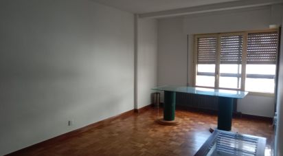 Pis 4 habitacions de 105 m² a La Bañeza (24750)