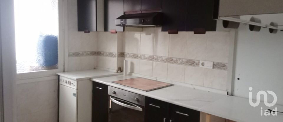 Pis 4 habitacions de 105 m² a La Bañeza (24750)