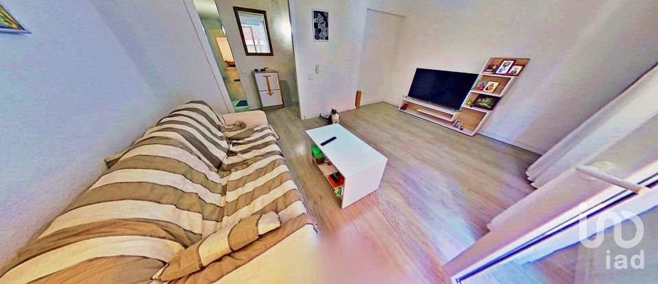 Pis 3 habitacions de 91 m² a Alicante/Alacant (03009)