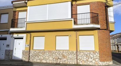 House 5 bedrooms of 192 m² in Urdiales del Páramo (24248)