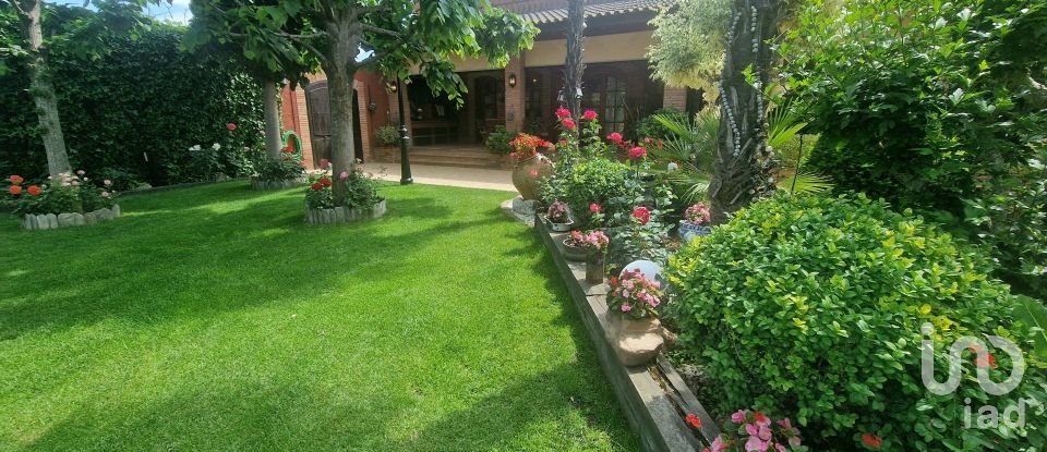 House 6 bedrooms of 400 m² in Balaguer (25600)