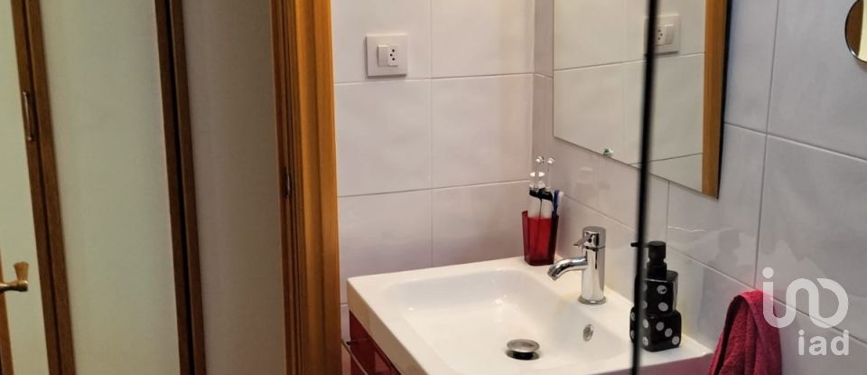 Pis 3 habitacions de 70 m² a Zaragoza (50005)