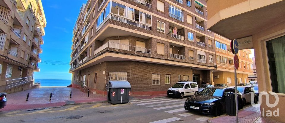 Pis 3 habitacions de 94 m² a Torrevieja (03188)