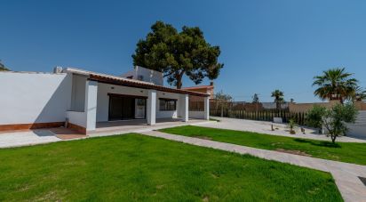 Casa 5 habitacions de 315 m² a Partida Valverde (03139)