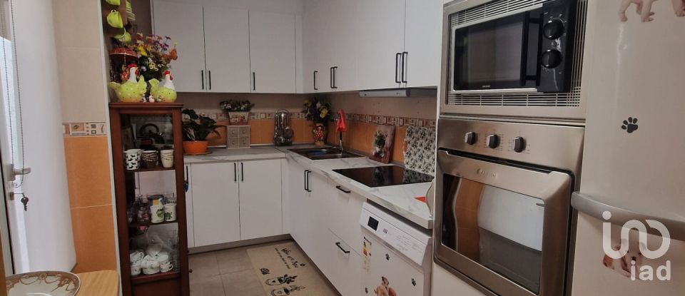 Appartement 4 chambres de 120 m² à Torrevieja (03185)