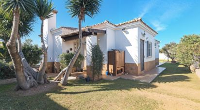 Casa 3 habitaciones de 117 m² en Chiclana de la Frontera (11130)