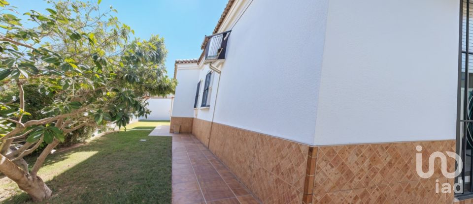 Casa 3 habitaciones de 117 m² en Chiclana de la Frontera (11130)