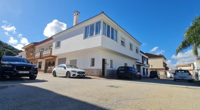 Casa 5 habitaciones de 251 m² en Casares (29690)