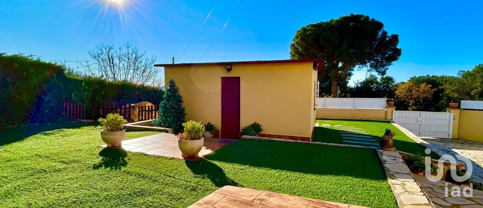 Casa 4 habitacions de 166 m² a Santa Eulalia de Ronçana (08187)