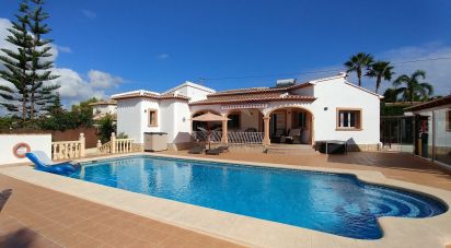 Casa 4 habitacions de 165 m² a Xabia/Javea (03730)