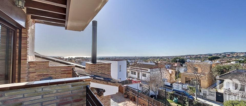 Maison 4 chambres de 259 m² à Vilanova i la Geltrú (08800)