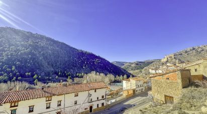 Terreno de 280 m² en Alcalá de la Selva (44432)