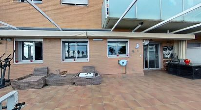 Apartment 3 bedrooms of 142 m² in Cubelles (08880)