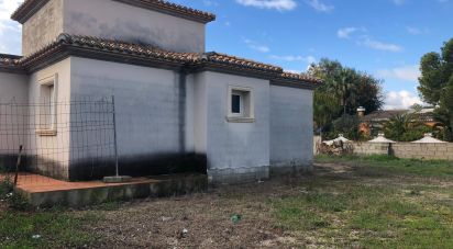 Terreno de 1.404 m² en Dénia (03700)