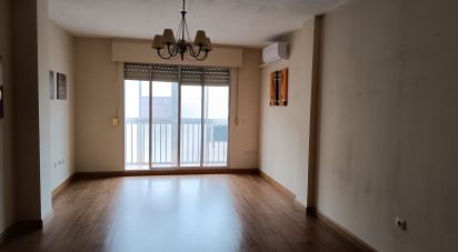 Pis 3 habitacions de 98 m² a Casar de Cáceres (10190)