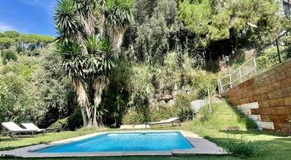 House 4 bedrooms of 228 m² in Arenys de Munt (08358)