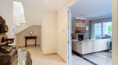 Duplex 3 bedrooms of 193 m² in Marbella (29603)