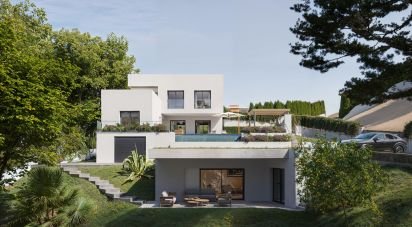 Casa 5 habitacions de 390 m² a Sant Andreu de Llavaneres (08392)