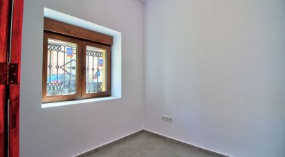Casa 5 habitacions de 197 m² a Benidoleig (03759)