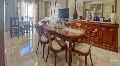 Casa 4 habitacions de 208 m² a La Nucia (03530)