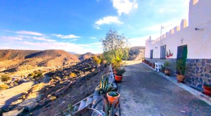 House 4 bedrooms of 147 m² in Tabernas (04200)