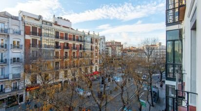 Apartment 3 bedrooms of 74 m² in Madrid (28010)