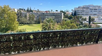 Apartment 3 bedrooms of 200 m² in Guadalmina (29670)