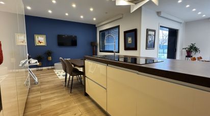 Casa 10 habitacions de 646 m² a Cubelles (08880)