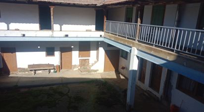 Maison 6 chambres de 264 m² à Santa Colomba de La Vega (24764)