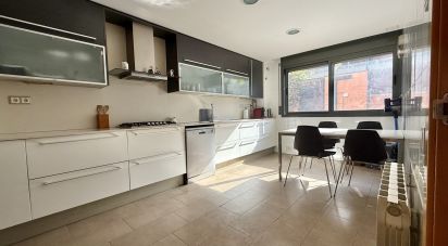 Casa 4 habitacions de 179 m² a Sant Andreu de Llavaneres (08392)