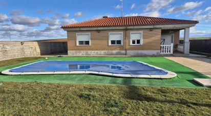 Maison 4 chambres de 167 m² à San Cristóbal de la Cuesta (37439)