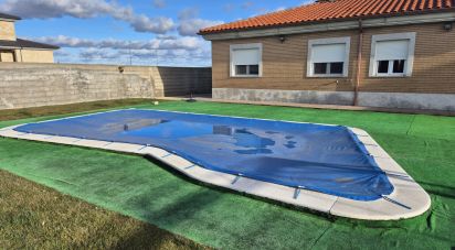 Maison 4 chambres de 167 m² à San Cristóbal de la Cuesta (37439)