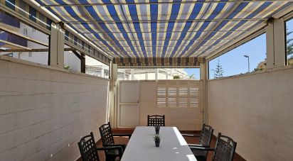 Piso 2 habitaciones de 110 m² en Urbanización Roquetas de Mar (04740)