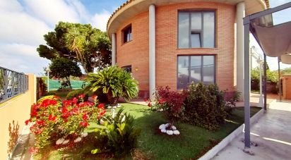 Casa 6 habitacions de 203 m² a Roda de Bara (43883)